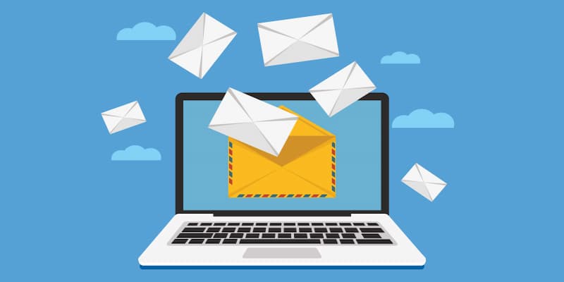 Email hỗ trợ khách hàng thường xuyên và liên tục